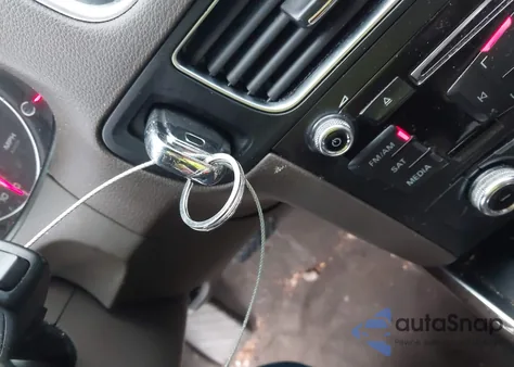 2014 Audi Q5 2.0T Premium из США, поврежденный, VIN WA1CFAFP3EA031857